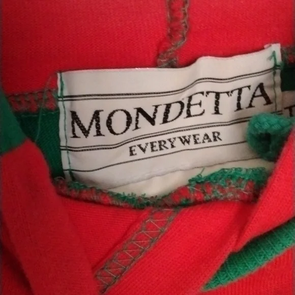 I am selling a MONDETTA Italia sweater - Picture 2 of 2